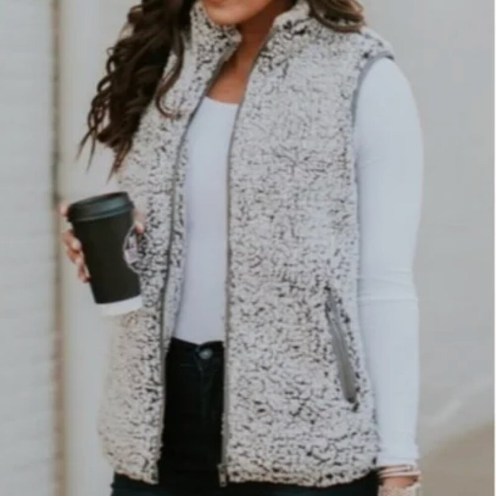 Thread + Supply size Small Sherpa Vest (quilted puffer grey)